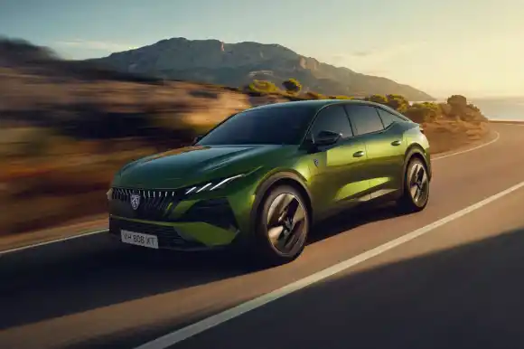 Peugeot unveils facelifted 408 with new lighting and powertrains