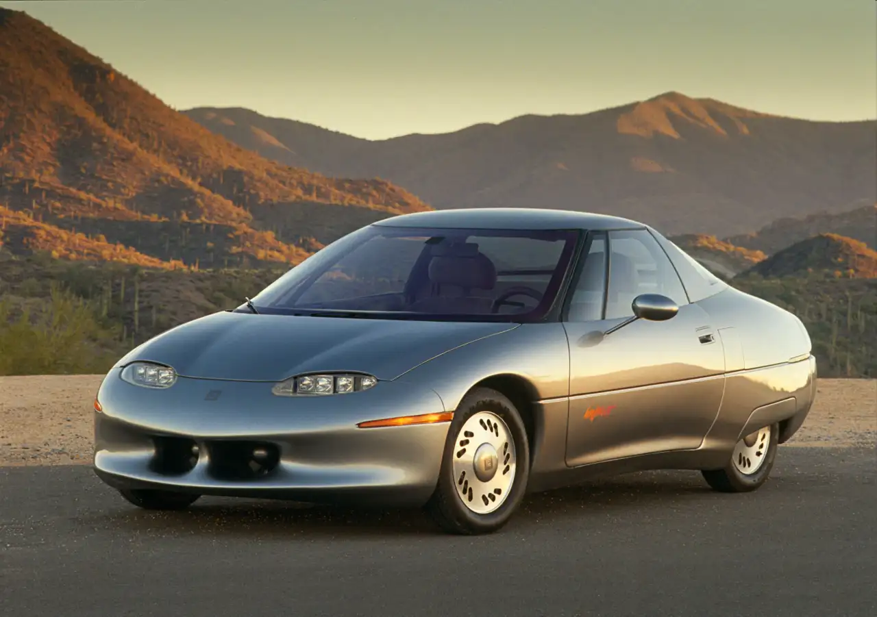 Restoring the Future: YouTubers and GM team up to save a rare EV1 #1