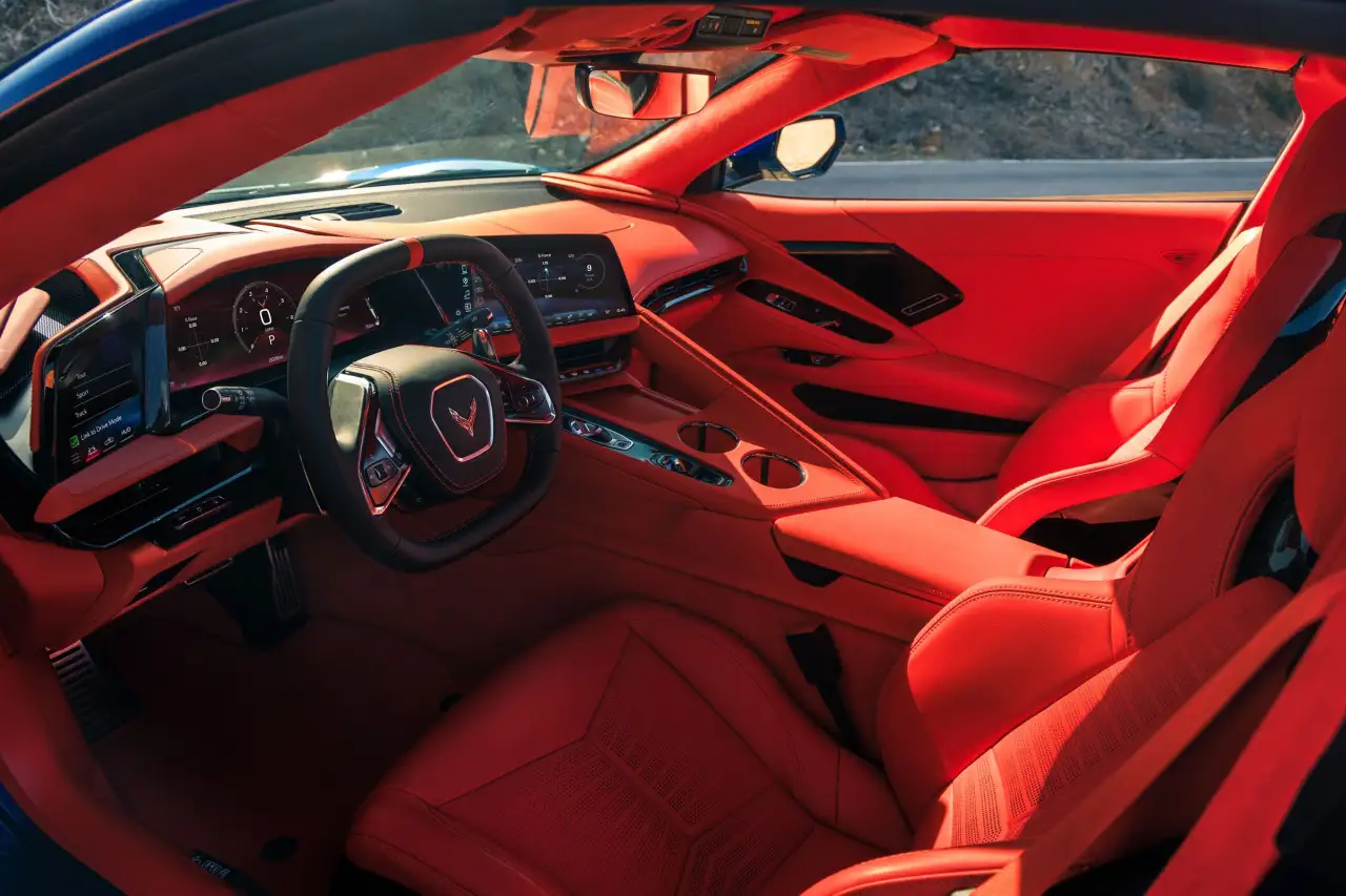 2027 Coverte Grand Sport Dashboard