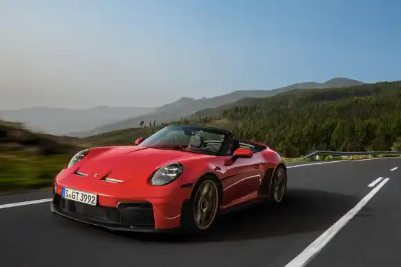 Porsche adds another 911 variant: The Open-Top GT3 S/C