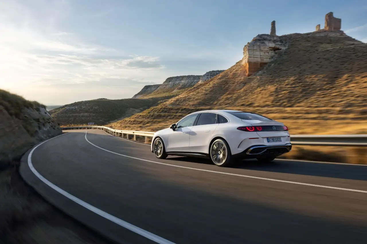 2027 electric Mercedes-Benz C class